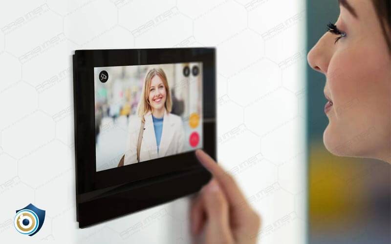 آیفون تصویری، بهترین قیمت و انتخاب برای خرید شما در آریا ایمن