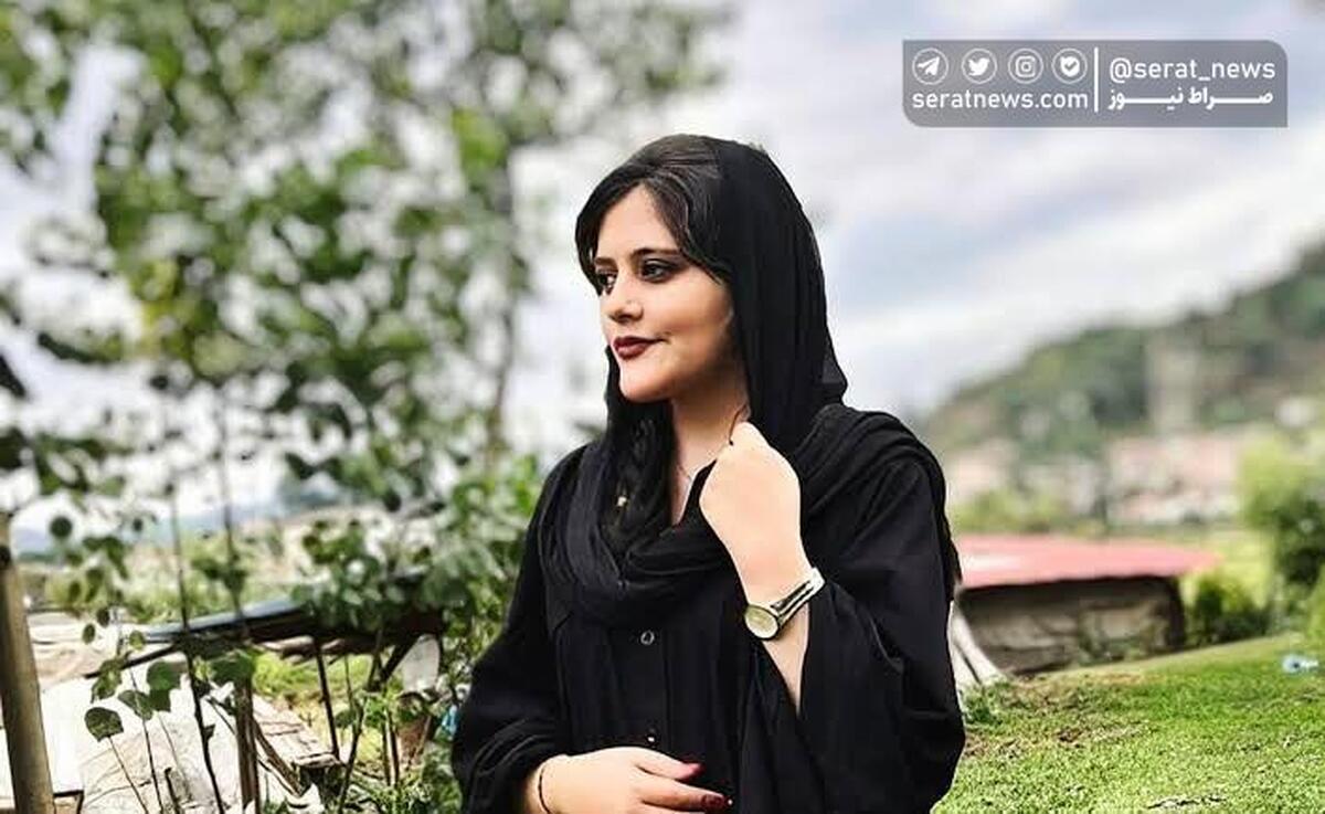 پدر و مادر مهسا امینی: در سالیاد فرزندمان مانند هر خانواده داغداری بر سر مزار خواهیم رفت/همگان را به پرهیز از هرگونه خشونت دعوت میکنیم