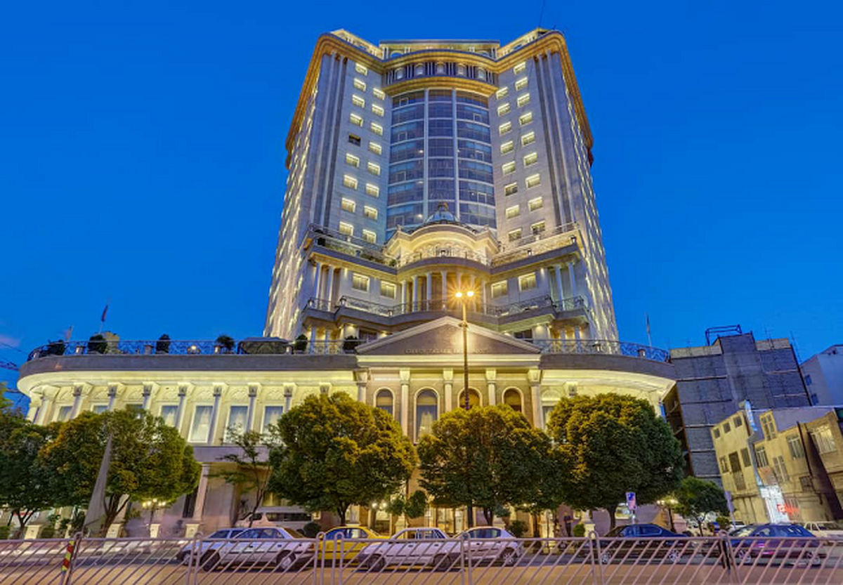 رزرو هتل قصر طلایی مشهد با تخفیف در ایران هتل آنلاین