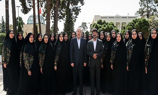 پلیس های زن وارد مجلس شدند/ واکنش قالیباف چه بود؟ +عکس