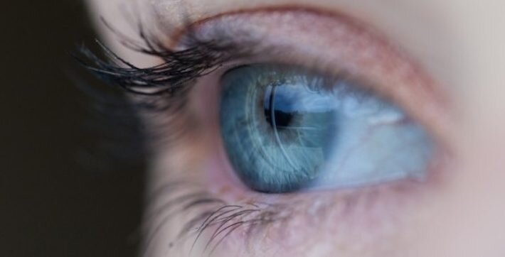 نخستین پیوند کامل چشم در جهان انجام شد