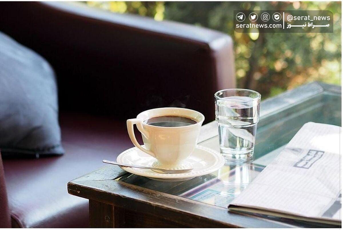 نوشیدن چای و قهوه در کافه چقدر برایتان آب می خورد؟