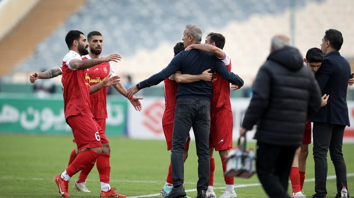 کری‌خوانی عجیب باشگاه پرسپولیس برای استقلال+عکس