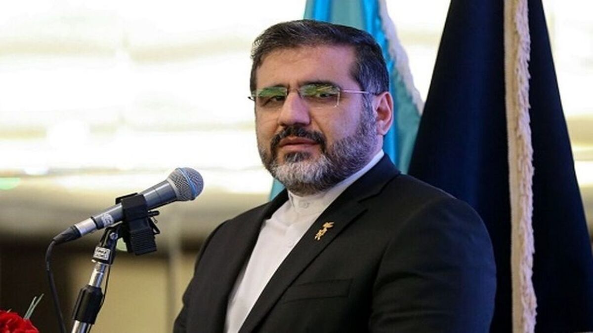 هیچ جنبشی به نتیجه نمیرسد مگر زنان کنار جنبش قرار بگیرند