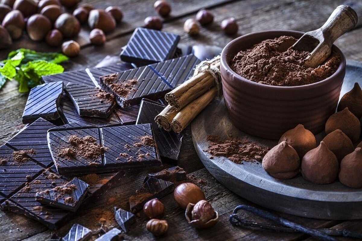 بهاین دلایل حتما شکلات تلخ بخورید