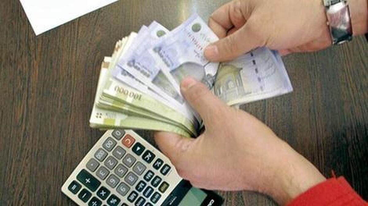 افزایش حقوق کارمندان در فیشهای فروردین اعمال میشود