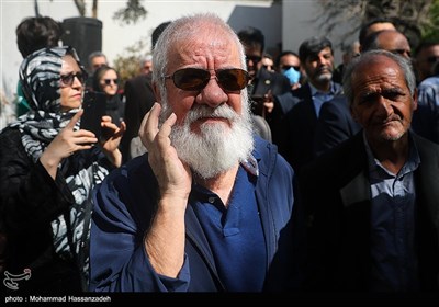 تشییع پیکر رضا داودنژاد