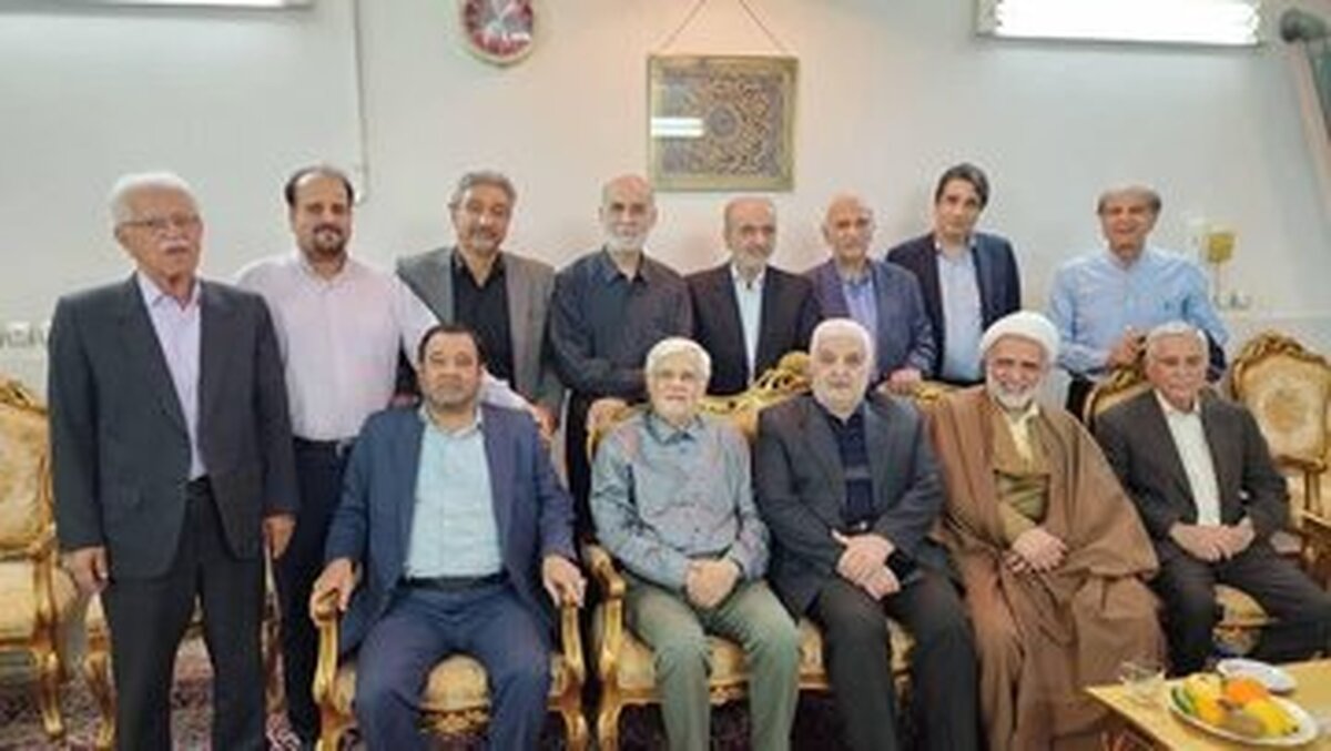 کنایه معنادار محمدرضا عارف به کاظم صدیقی /مردم با هیچ کسی تا ابد عقد اخوت نمی‌بندند