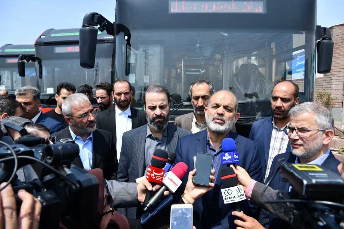 آغاز رسمی بهرهبرداری از ۴۰ دستگاه اتوبوس برقی ایران خودرو دیزل در شهر کرج
