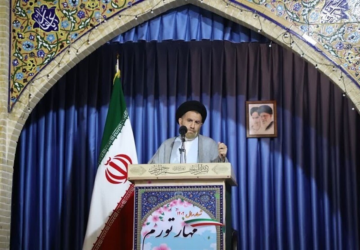 گلایه امامجمعه خرمآباد از وضعیت پروژه راهآهن لرستان