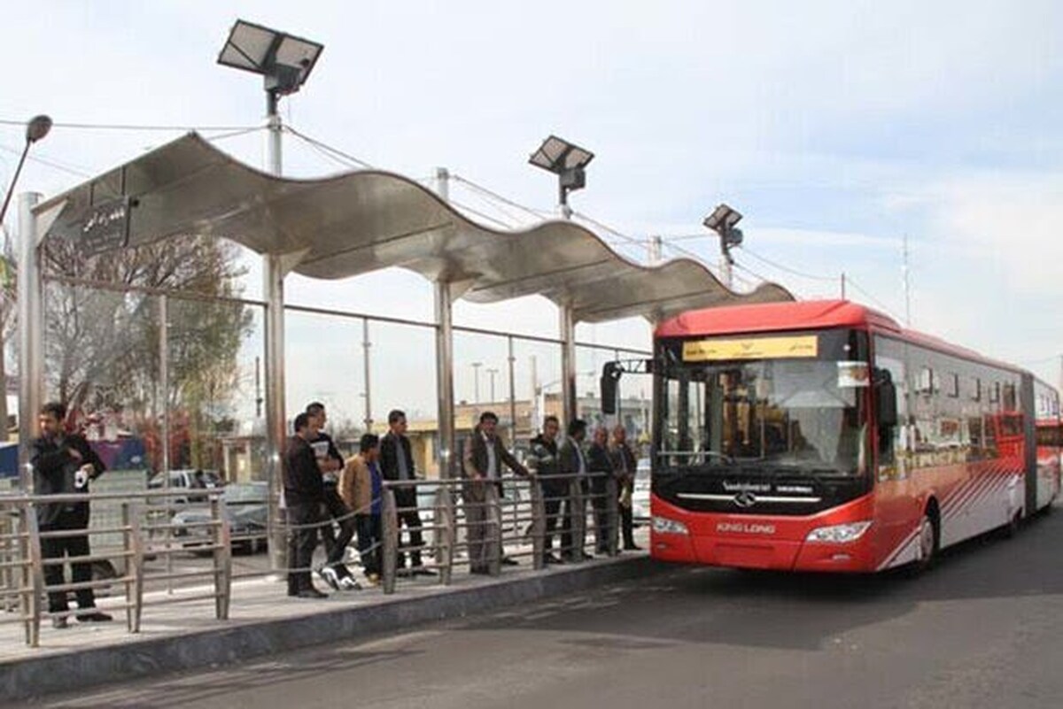 تغییر محل نشستن مردان و زنان در اتوبوسهای بی. آر. تی