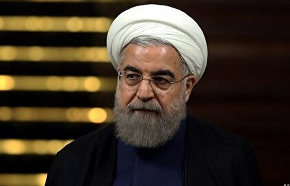 سایت حسن روحانی: مقامات ارشد نظامی از رئیس‌جمهور درخواست ملاقات فوری داشتند، اما این قرار از سوی درخواست‌کنندگان در آخرین ساعات لغو شد/ کیهان بپرسد چرا جلسه فرماندهان با روحانی لغو شد؟