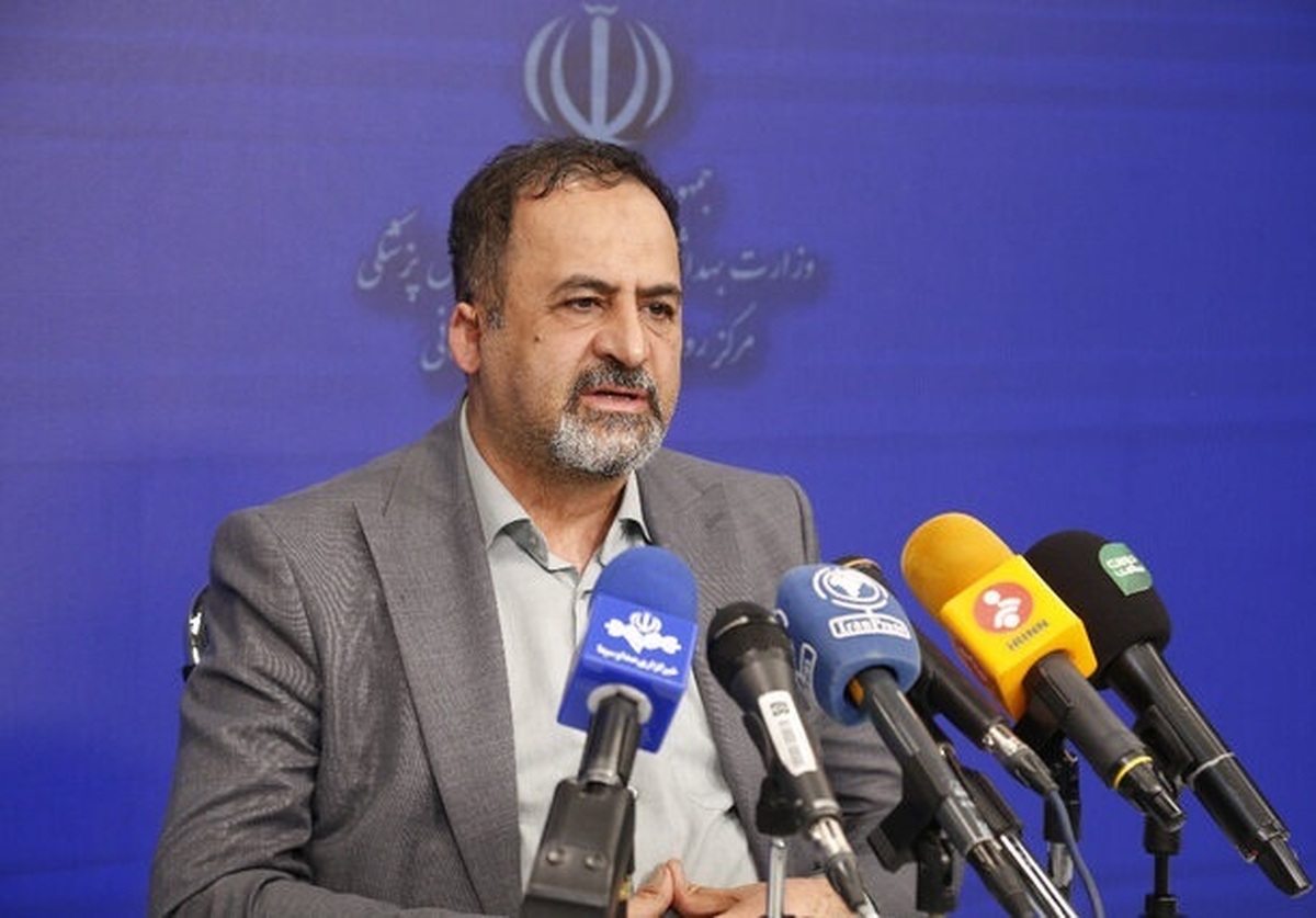 استاد «اخراجی» در علوم پزشکی تهران نداشتیم/ «بازنشستگی اجباری» واژه طراحی شده با اغراض سیاسی است