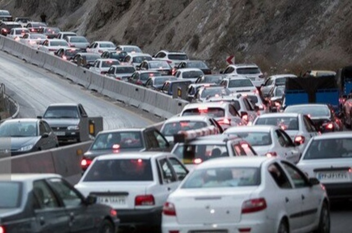 ترافیک سنگین، جاده چالوس و تهران-شمال را یک‌طرفه کرد