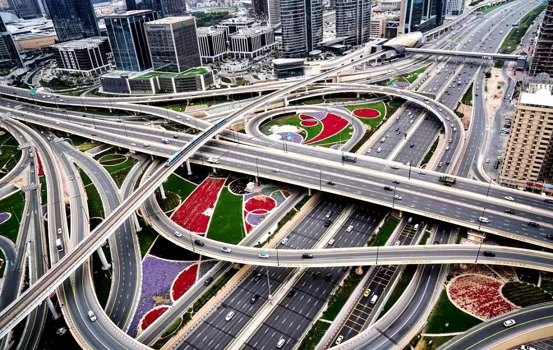 آشنایی با قوانین اجاره ماشین در دبی آشنایی با قوانین اجاره ماشین در دبی