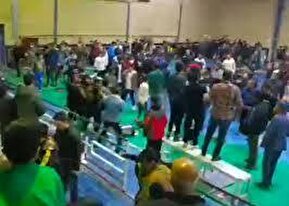 فیلم | چاقو کشی در مسابقات کشتی فارس