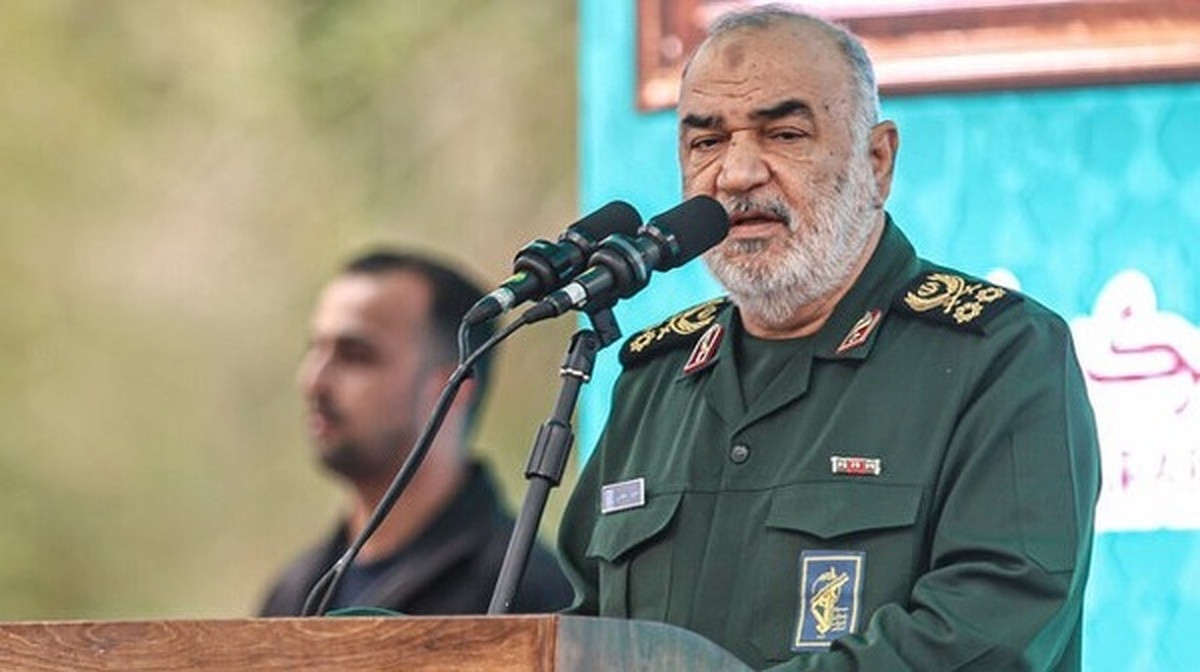 سرلشکر سلامی: ملت ما نسخه برخورد با دشمن را بهخوبی بلد است