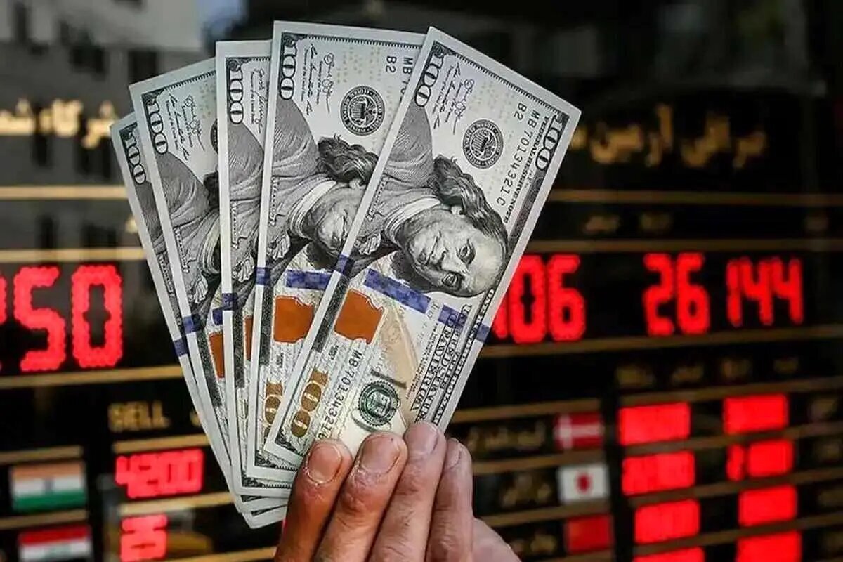 قیمت دلار امروز پنجشنبه ۱۶ اسفند ۱۴۰۳ |دلار عقب رفت