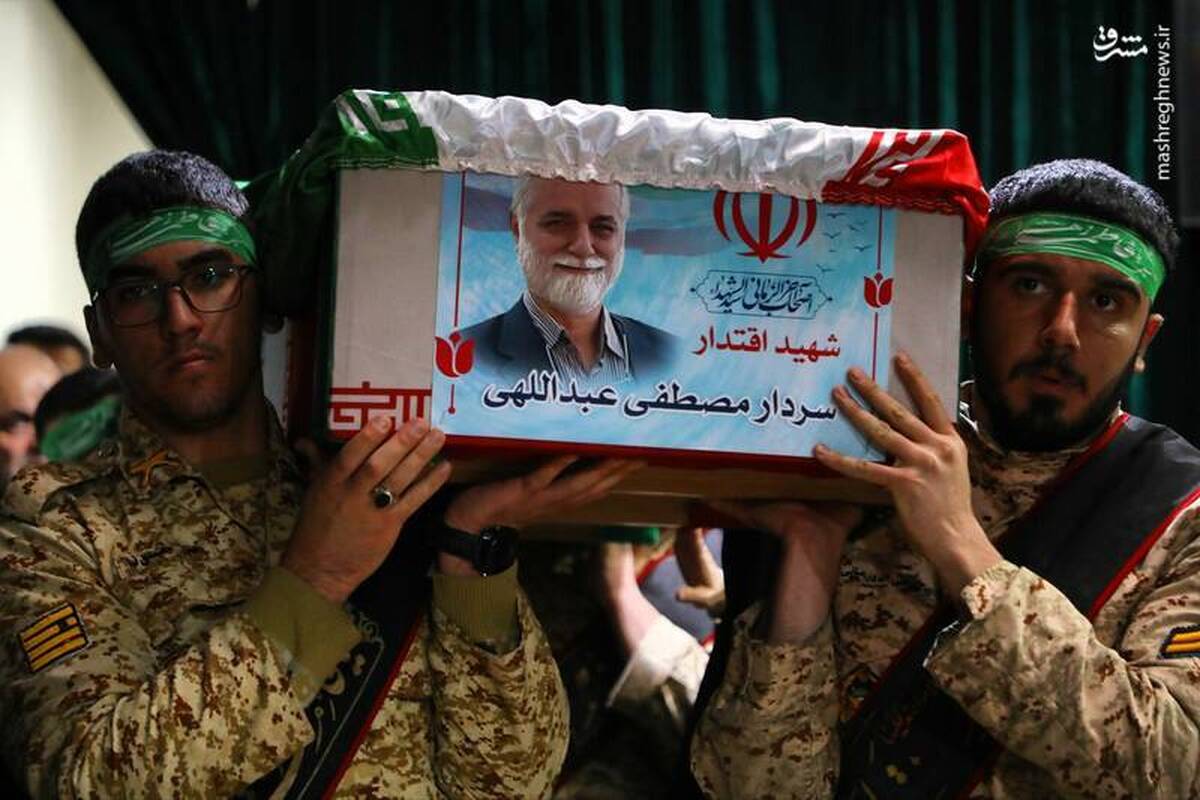 گزارش تصویری | حرم مطهر رضوی در آستانه ایام شهادت امیرالمومنین سیاه پوش شد