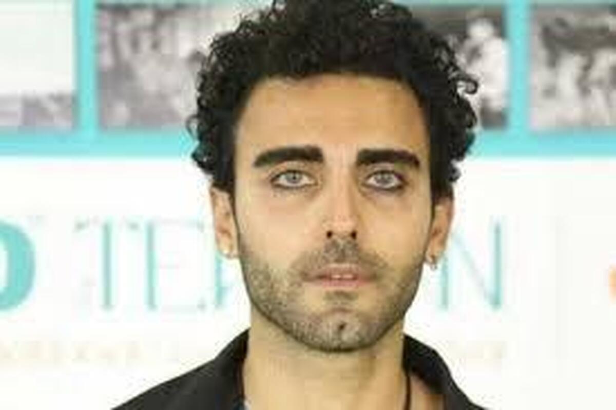 محمد صادقی از ایران رفت