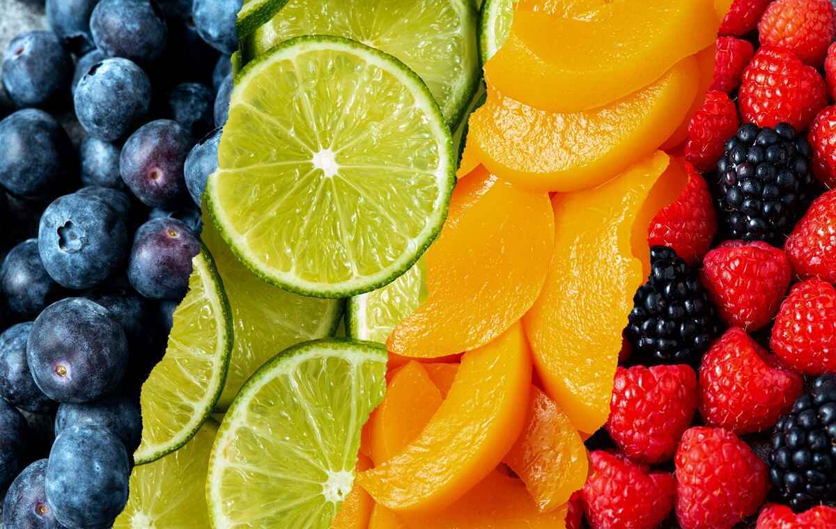 طرز تهیه لواشک خانگی با انواع میوه‌های فصلی