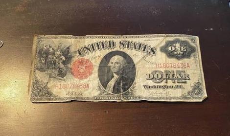 عکس| شکل متفاوت اسکناس یک دلاری در سال 1917