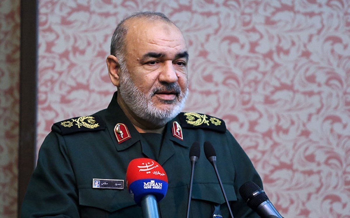 سردار سلامی: تنها ملتی هستیم که نسبت به جنگ دلهره نداریم