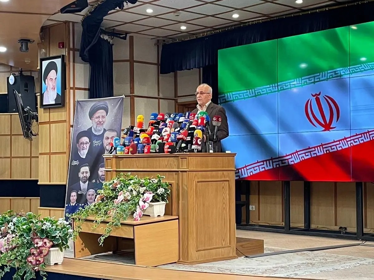 سبحانی پس از ثبت نام در انتخابات: غفلت از اجرای قانون اساسی به امنیت ملی آسیبهای جدی وارد کرده است سبحانی پس از ثبت نام در انتخابات: غفلت از اجرای قانون اساسی به امنیت ملی آسیبهای جدی وارد کرده است