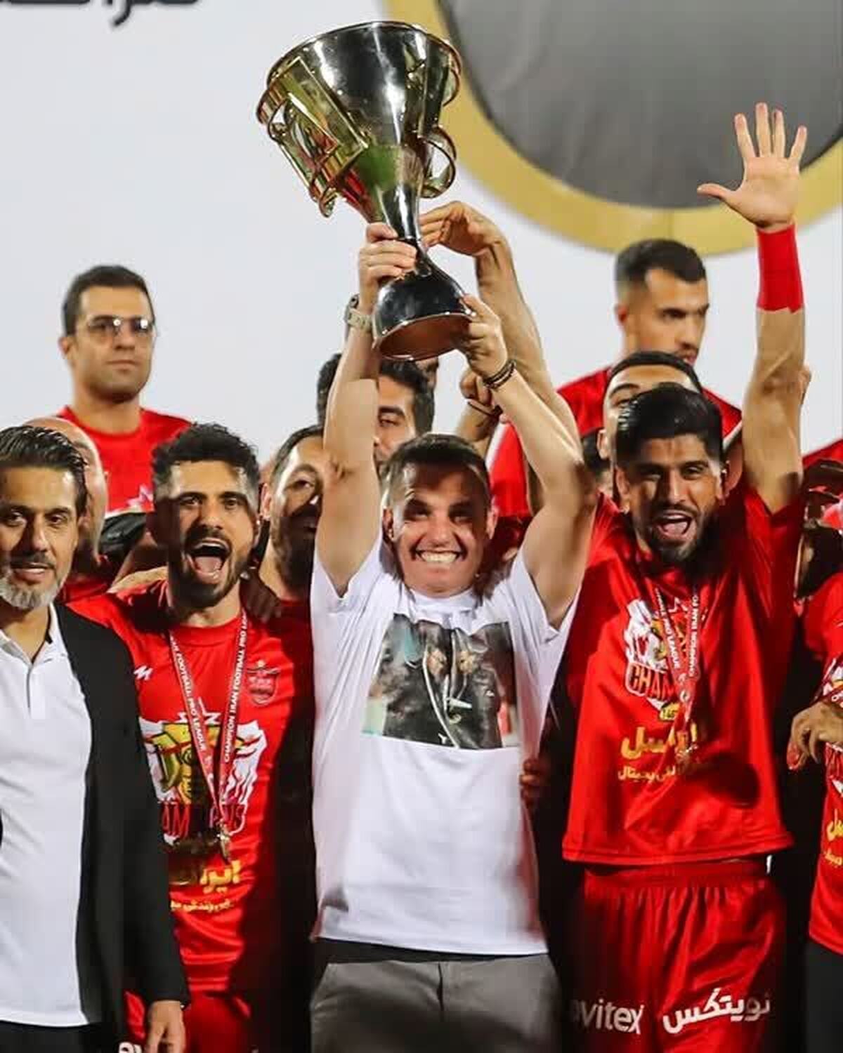 جدایی اوسمار از پرسپولیس قطعی شد