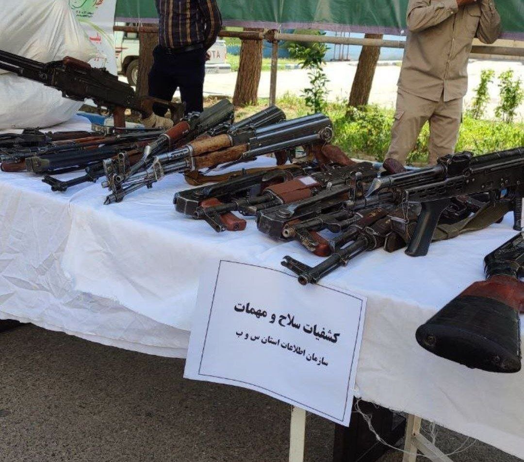 کشف ۸۴ قبضه سلاح جنگی از عناصر پشتیبان گروهک تروریستی جیش العدل | تصاویر