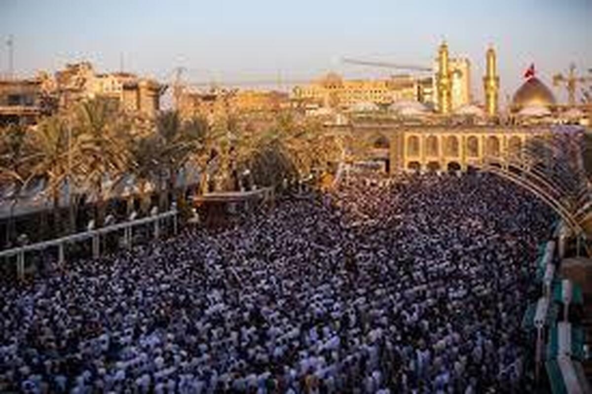 لحظات زیبا از اقامه نماز عید قربان در بین الحرمین