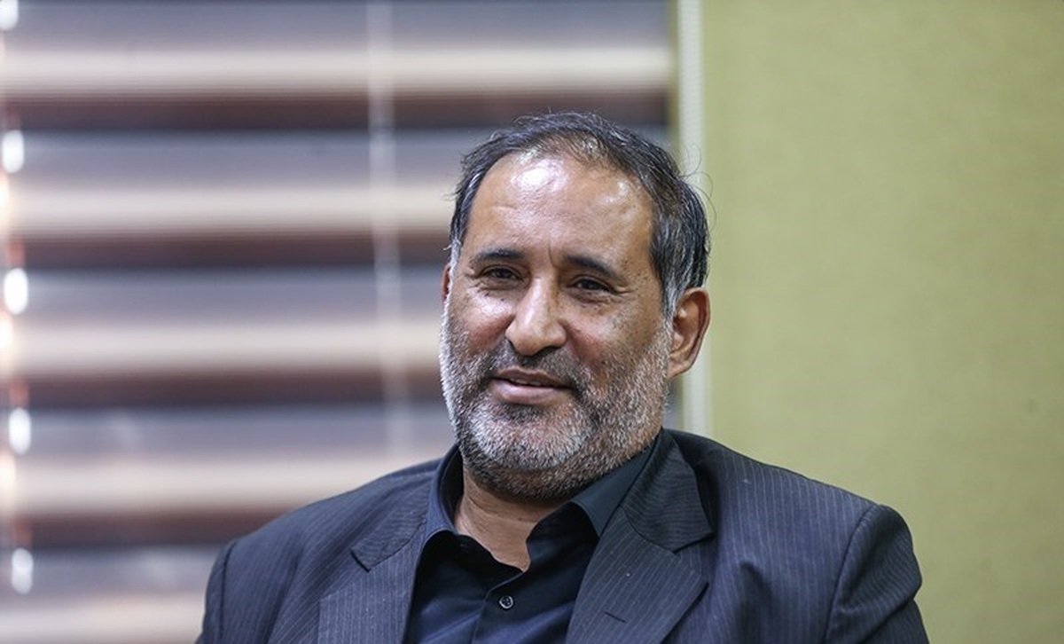 ارمغان علیرضا قزوه از هند