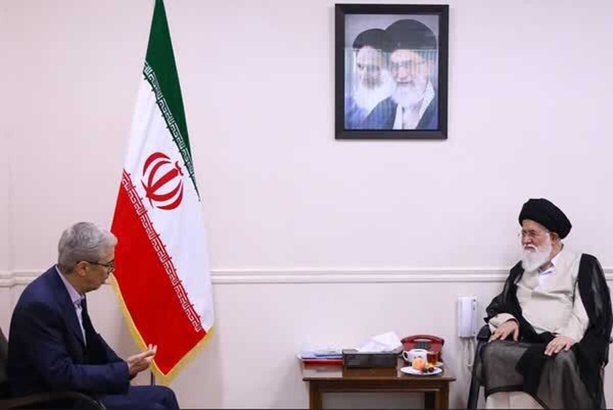 سرلشکر باقری در پیامی به آیتالله علمالهدی: شهید رئیسی کانون جوشان عشق خدمت بیمنت به ایران است