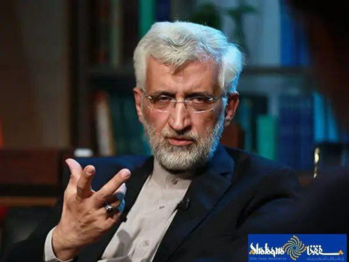 جلیلی: رئیسجمهور با رئیس دانشگاه فرق دارد؛ باید تصمیم بگیرد