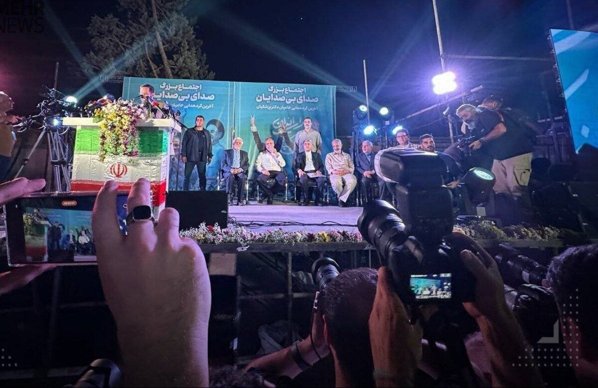 طیب نیا: ایران سیاست مداری می‌خواهد که برای دعوا نیامده باشد