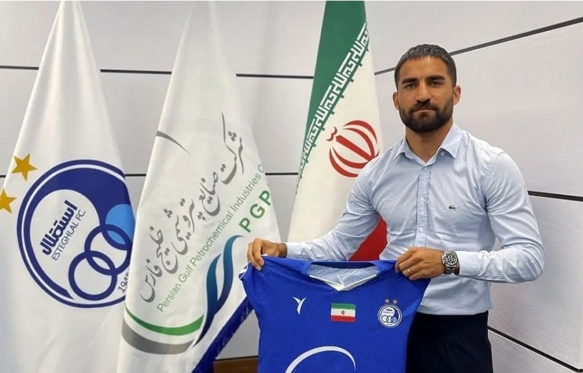 تمدید قرارداد محمدی با استقلال