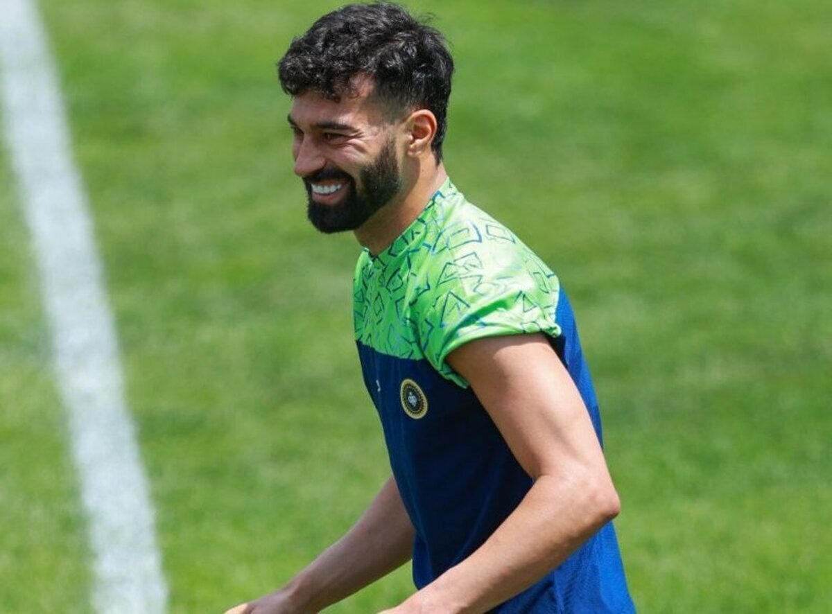 رونمایی رامین رضائیان از بمب نقل و انتقالاتی استقلال + عکس