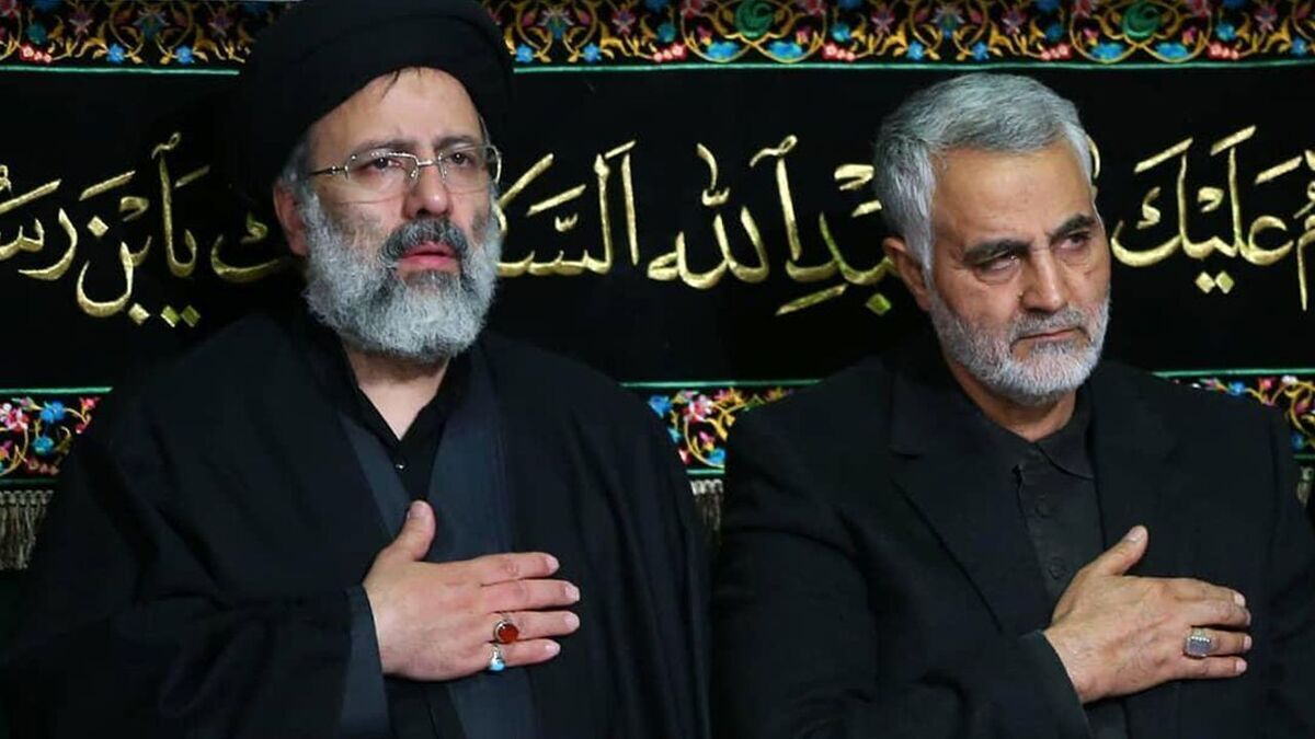 عضو جبهه پایداری به نقل از مداح «محمدرضا طاهری»:یکی از بزرگان، در خواب به شهید رئیسی گفته «چرا اون دنیا هم اینقدر جنبوجوش دارید؟»/ رییسی گفته «داریم با حاجقاسم مقدمات ظهور را فراهم میکنیم»