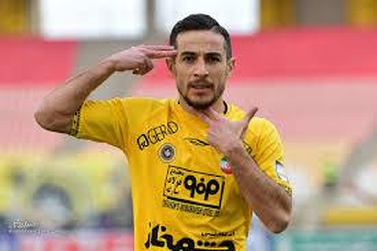 فرشاد احمدزاده در آستانه جدایی از پرسپولیس