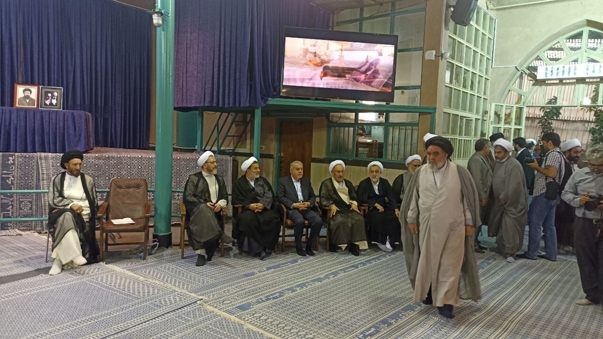 گردهمایی روحانیون حامی پزشکیان آغاز شد