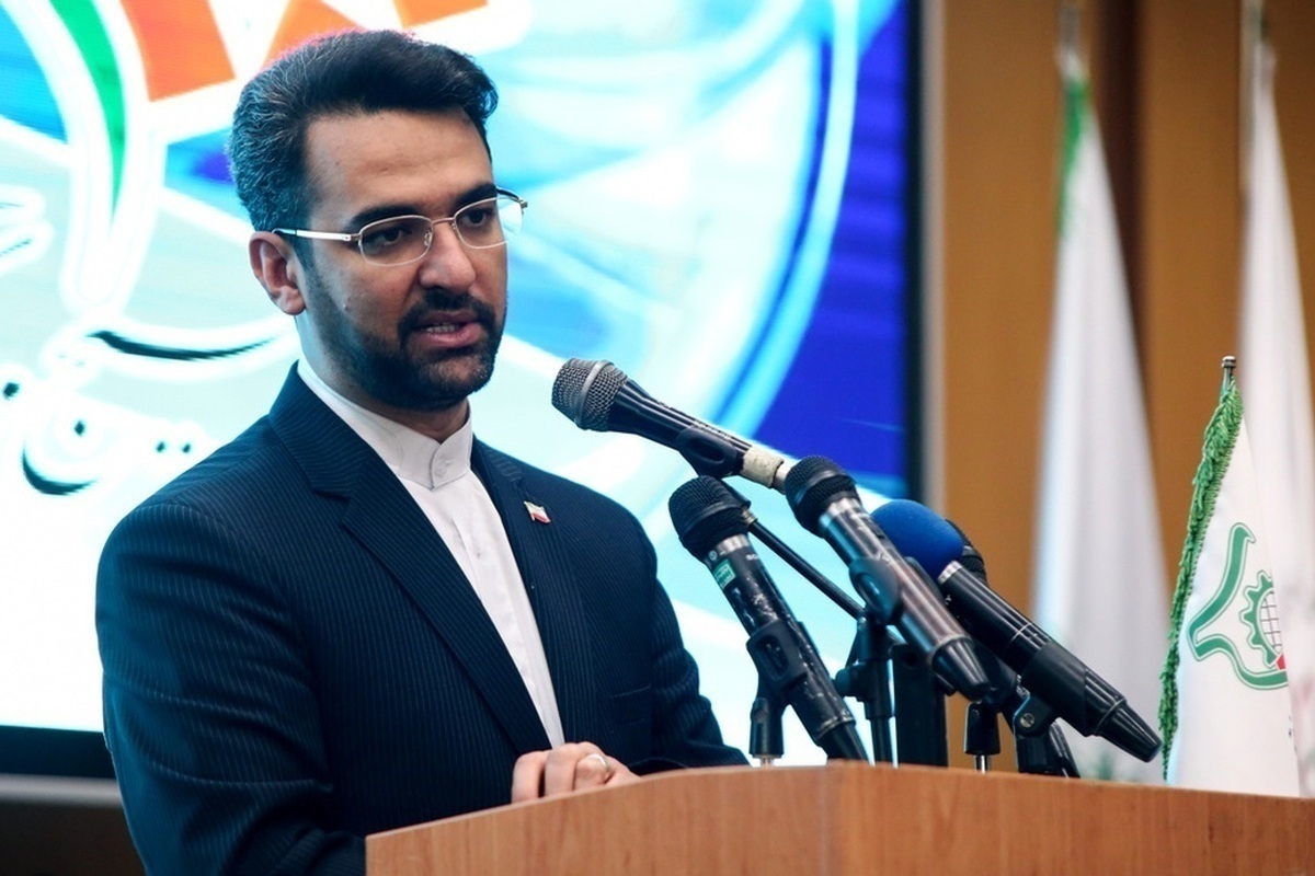 آذری جهرمی: رقیب ما قهر مردم است نه رقبا