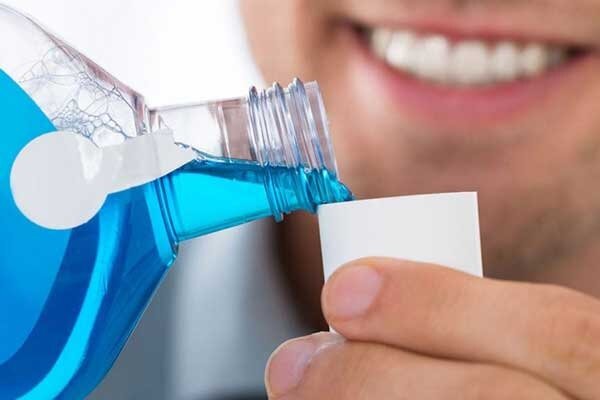 نوشیدنی و غذاهایی که دندان ها را زرد و لکه دار میکنند