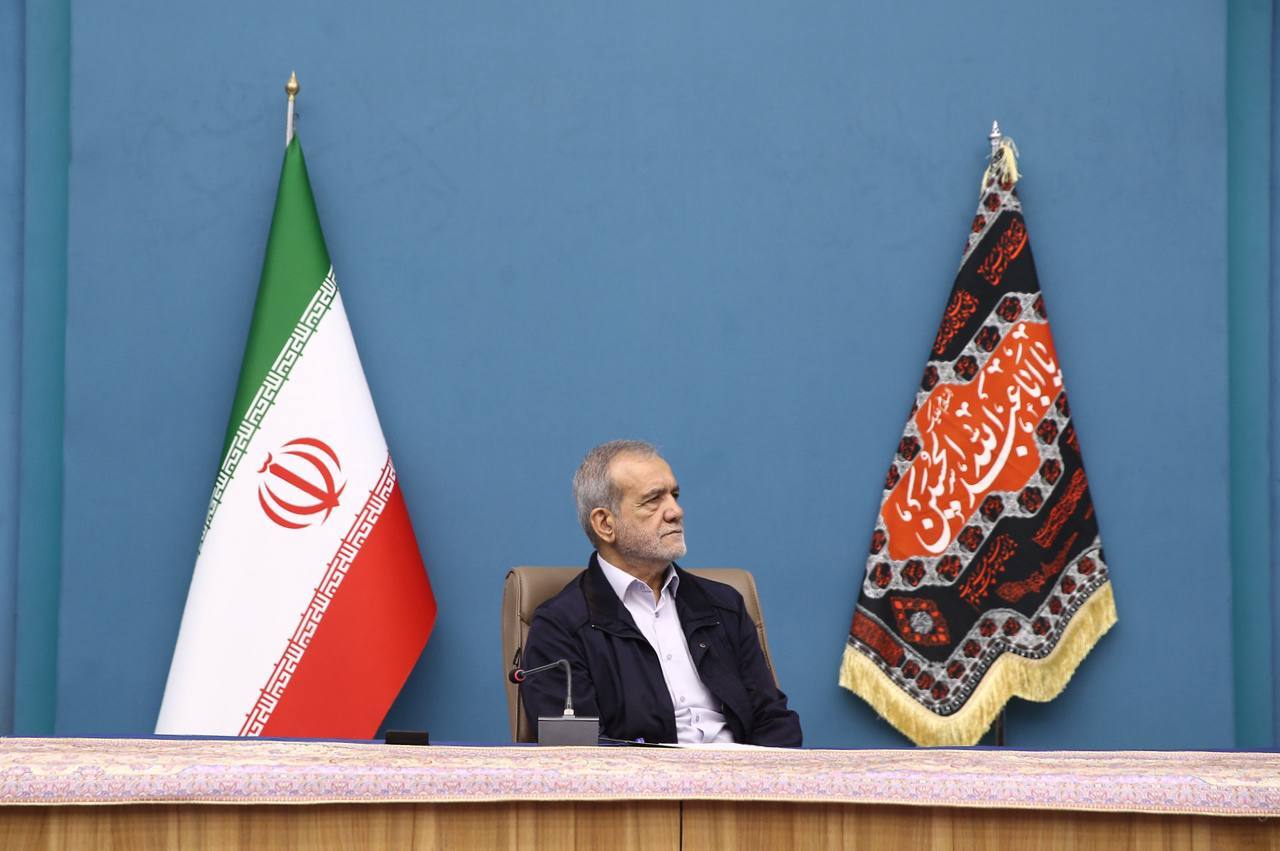تصاویر |  دیدار روحانیون و علما با مسعود پزشکیان رئیس جمهور منتخب، ۰۳ مرداد ۱۴۰۳