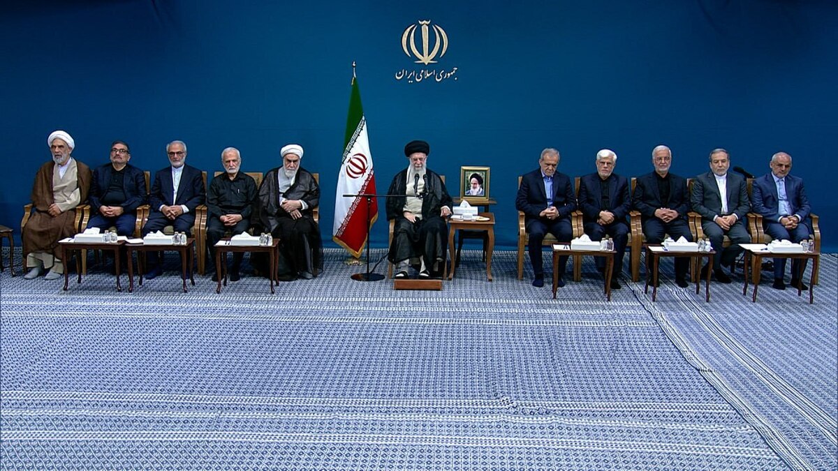 آقای رئیس جمهور برای انتخاب وزیران با من مشورت کردند