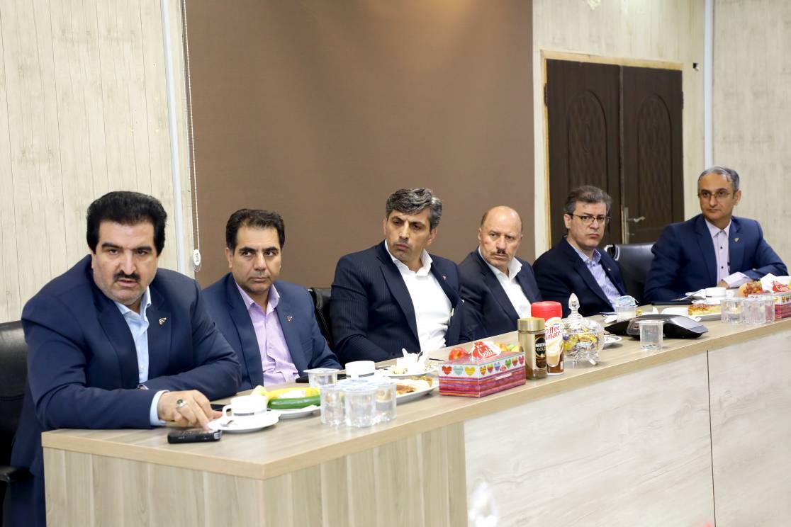 هدف این بانک حمایت از تولید ملی و اشتغالزایی است هدف این بانک حمایت از تولید ملی و اشتغالزایی است