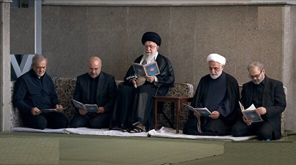 حضور رهبر معظم انقلاب در مراسم بزرگداشت شهید سیدحسن نصرالله حضور رهبر معظم انقلاب در مراسم بزرگداشت شهید سیدحسن نصرالله