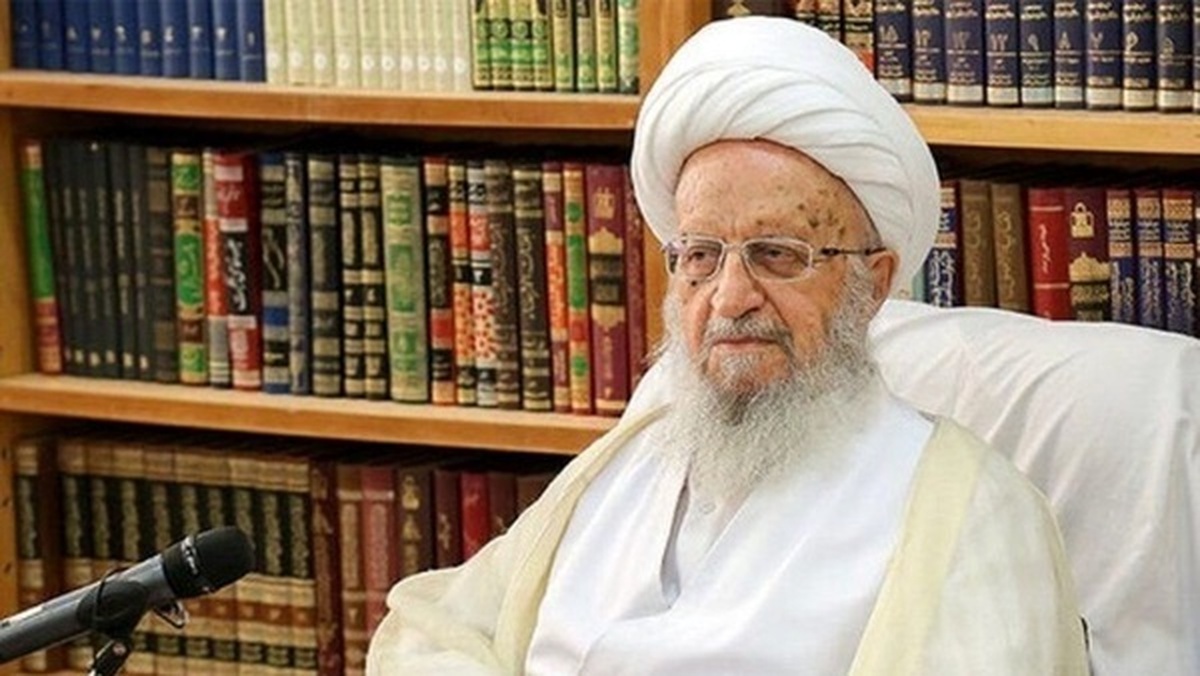 آیت‌الله مکارم‌شیرازی: حضور مسؤولان در رسانه‌های مجازی دین را تقویت می‌کند
