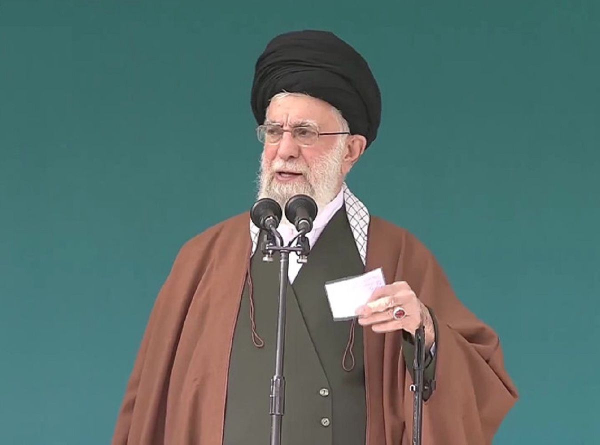 عکس | سفرا و نمایندگان دیپلماتیک کشور‌های خارجی در مراسم نماز عید فطر به امامت رهبری