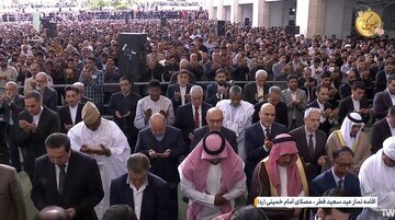 عکس | سفرا و نمایندگان دیپلماتیک کشور‌های خارجی در مراسم نماز عید فطر به امامت رهبری