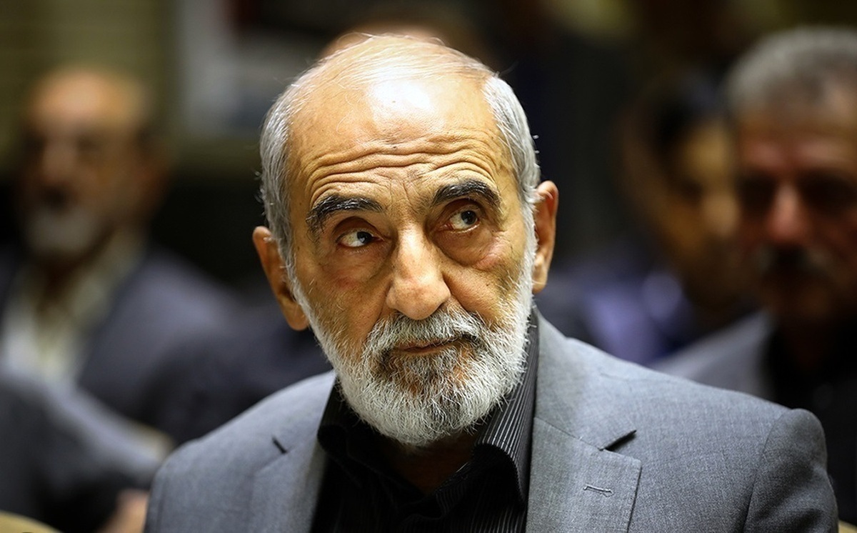 پاسخ شریعتمداری به کنایه لاریجانی پس از ۱۸ سال